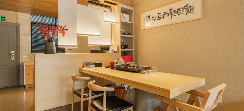 安吉凌韵林民宿(云上草原熊猫部落探险乐园店)图片