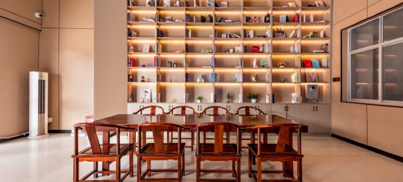 轻雅酒店(高安森泽店)图片