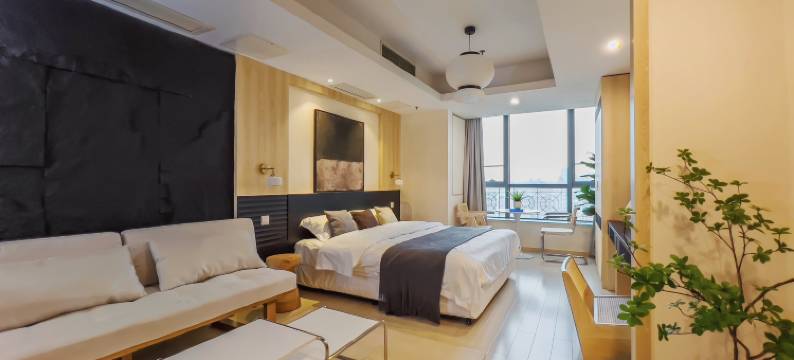 自由生长民宿(南京新街口金轮国际广场店)图片