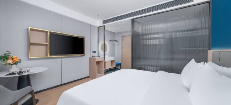 云栖臻品酒店(广州白云火车站上步地铁站店)图片