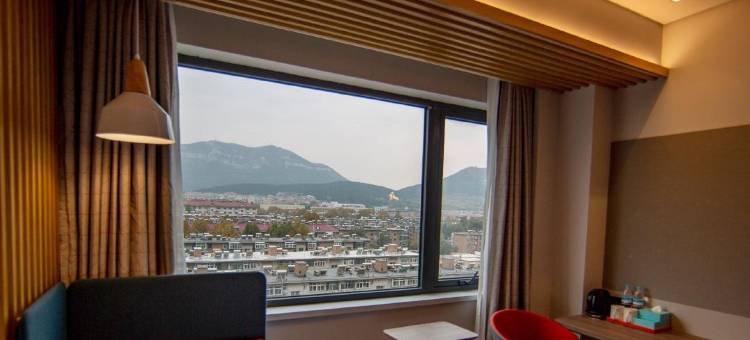 济南经十路千佛山智选假日酒店图片