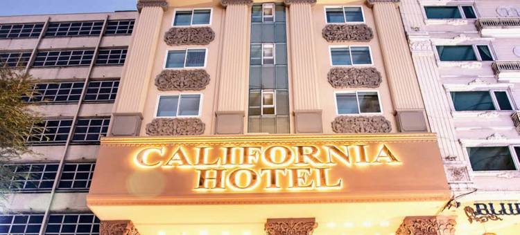 西贡加州酒店(California Hotel Saigon & Rooftop Pool)图片