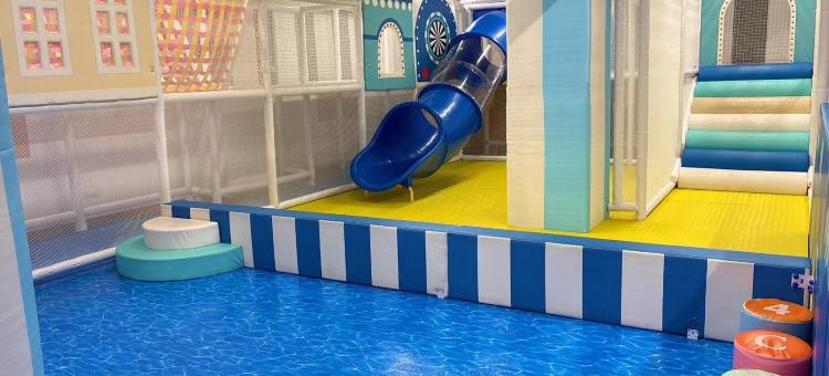 屏东东港大鹏湾大饭店图片