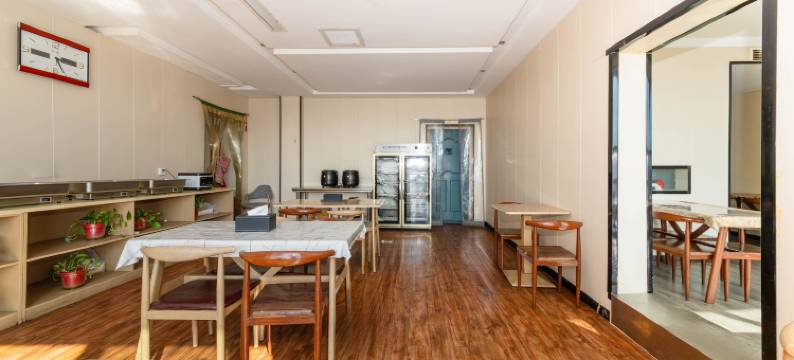 VecRay矢指酒店(商丘高铁火车站正弘汇店)图片