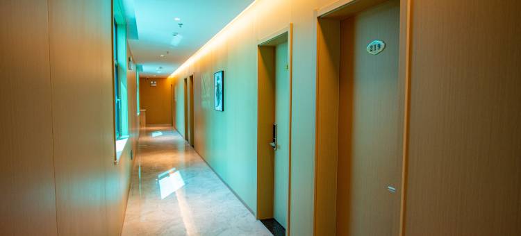 岚县齐天酒店图片