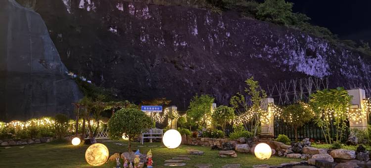 南岭·半舍酒店(凯里学院高铁南站店)图片