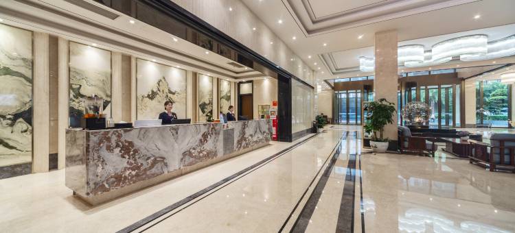 朗丽兹酒店(成都动物园昭觉寺南路地铁站店)图片