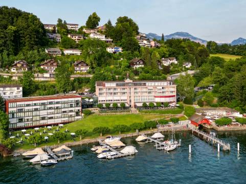 赫米蒂奇酒店(HERMITAGE Lake Lucerne - Beach Club & Lifestyle Hotel)