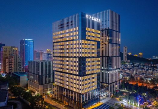 大连高新万达广场海事大学桔子水晶酒店外景图