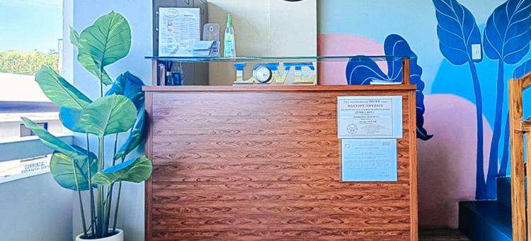 Jethro Hotel and Resto图片