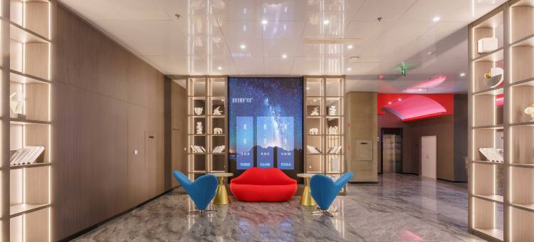 大连火车站中山广场颐居酒店图片