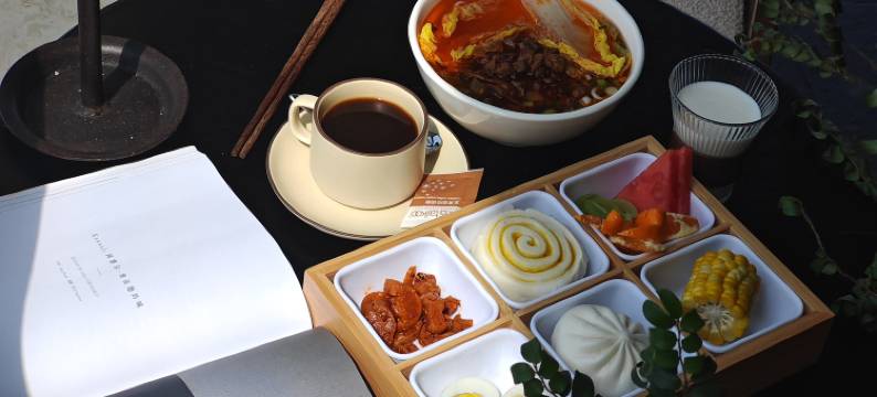 月隐庭·Nocturne Villa|全视野半山海景度假酒店(大理洱海店)图片