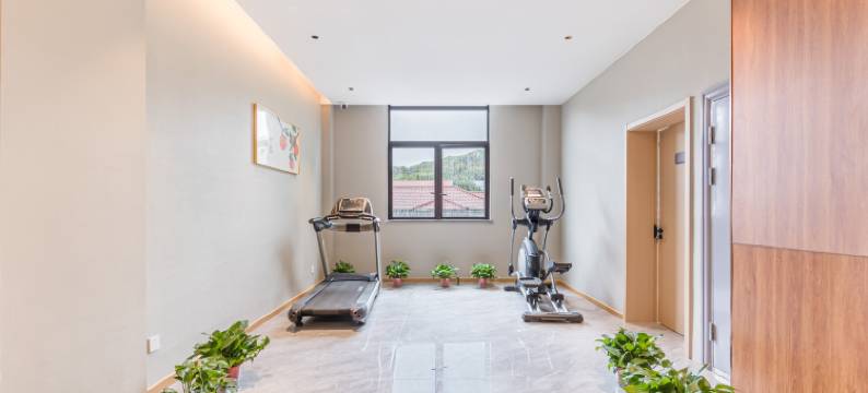 艺龙万国酒店(无锡荣巷地铁站梅园景区店)图片