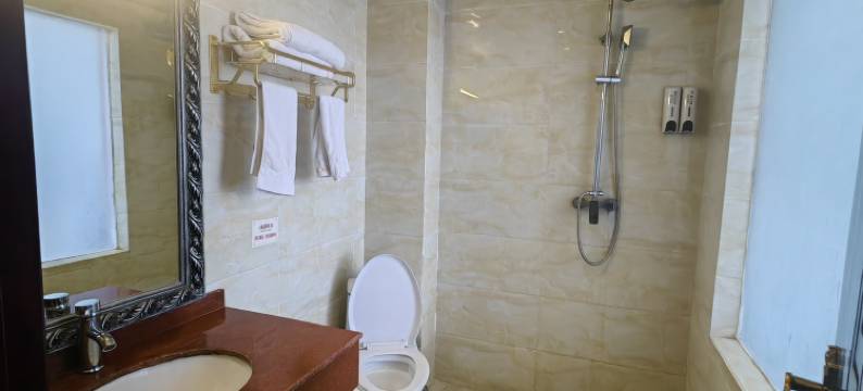 若尔盖龙达大酒店图片