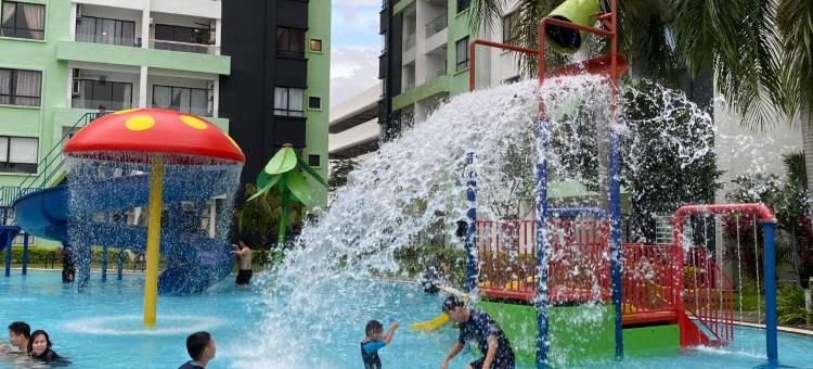 Manhattan PoolView 3bedroom suite Netflix |  Ipoh Station18图片