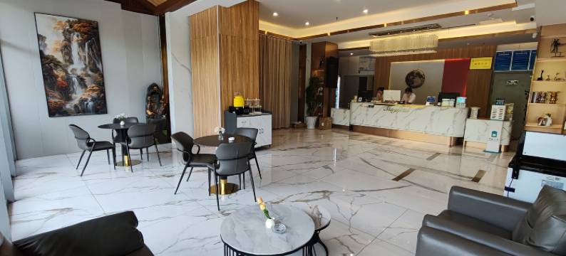 轻住酒店(枣庄西站万达广场店)图片