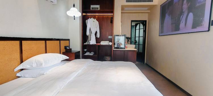 冉家花园民宿(澳源体育中心店)图片