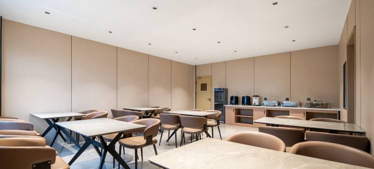 铂缦酒店(郑州国际机场兴港未来之光店)图片