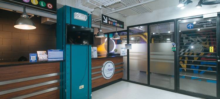 RedDoorz Premium @ MyTown New York图片