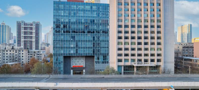 璞悦河景酒店(兰州中心七里河地铁站店)图片