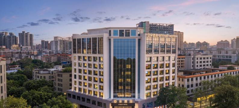 惠州水东街滨江东路亚朵酒店图片