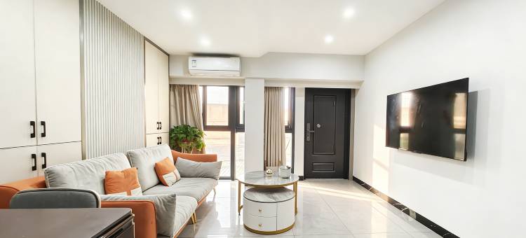 云境逸居·loft民宿(劳动北路店)图片