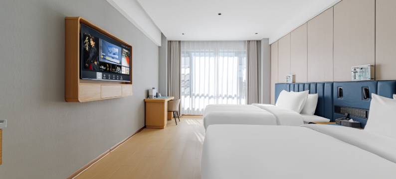 兰欧尚品酒店(拉萨拉鲁湿地公园店)图片