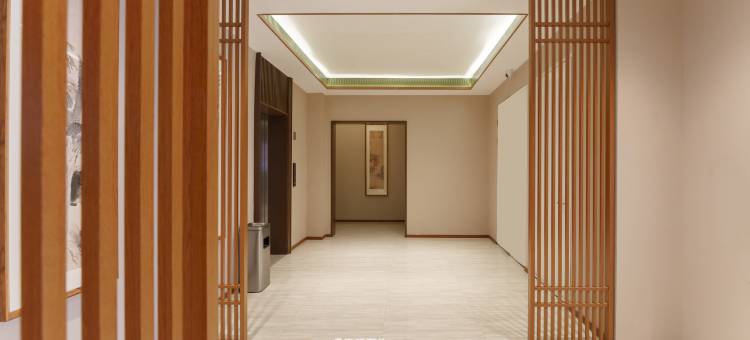 白鹭里云宿酒店(周口黄河路红星美凯龙全球家居生活广场店)图片