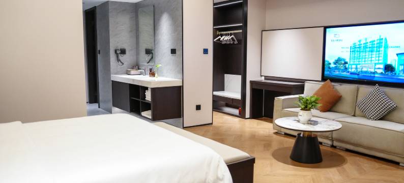 飞达河畔酒店图片