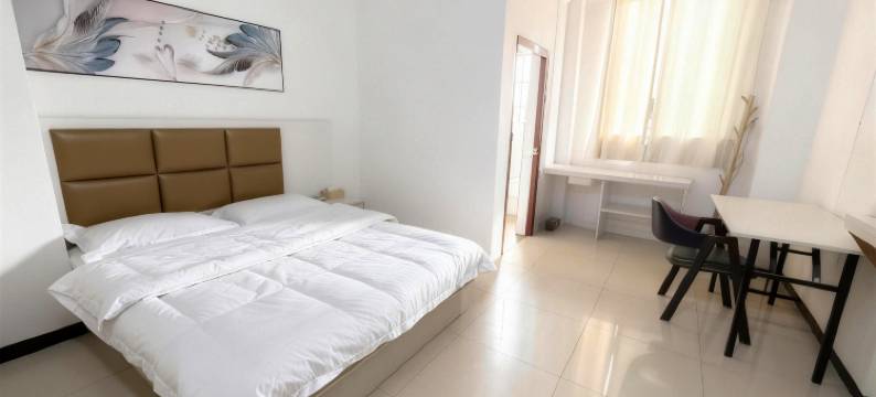 厦兰电梯民宿(佛山西站店)图片