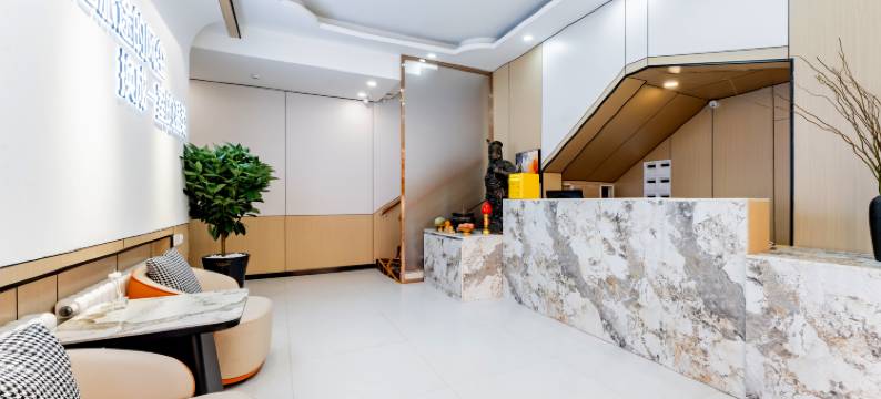 轻住酒店(长春红旗街这有山店)图片