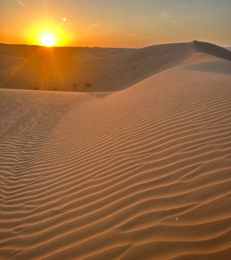 吉鑫・星河湾MOON DESERT全景沙漠露营地图片