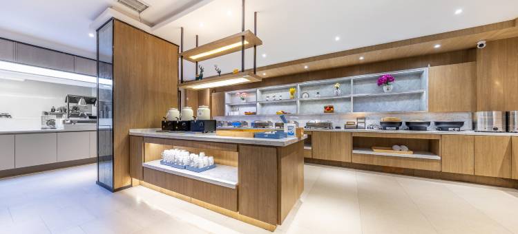 汉庭优佳酒店(德令哈景华湾广场店)图片