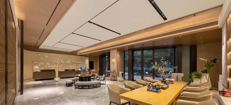 瑞贝庭公寓酒店(深圳坂田华为基地店)图片