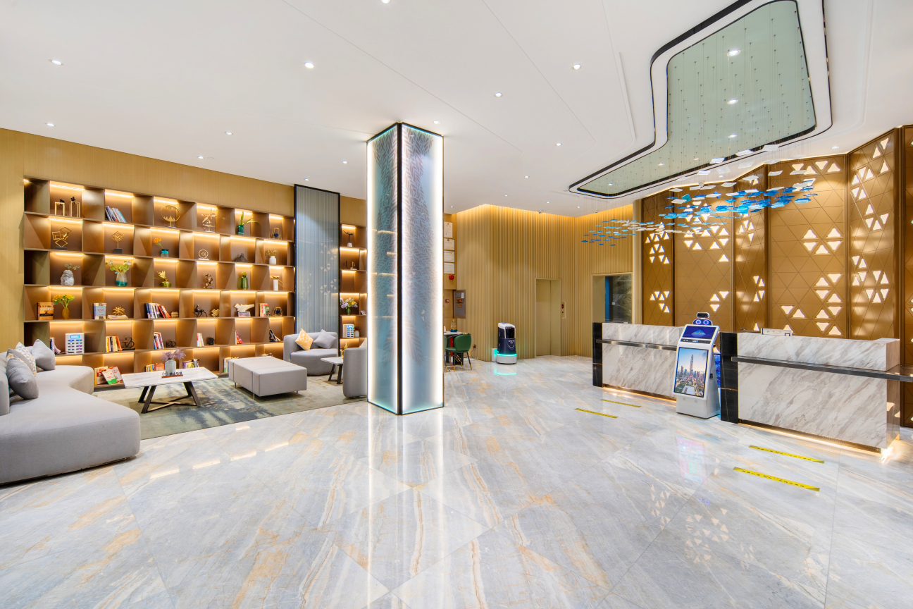 Gluck HotelHotel Overview