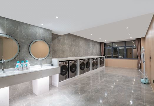 MEHOOD LESTIE Hotel (Guangzhou Huadu Wenlücheng Baiyun Airport) Hotel Overview