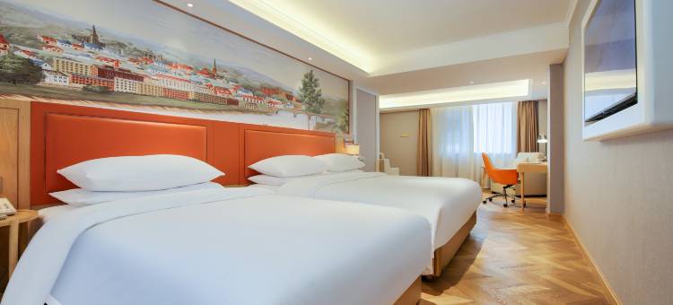 维也纳酒店(南阳独山大道吾悦广场店)图片