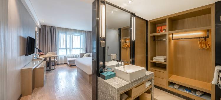 旅歌酒店(南昌八一广场王府井购物中心店)图片