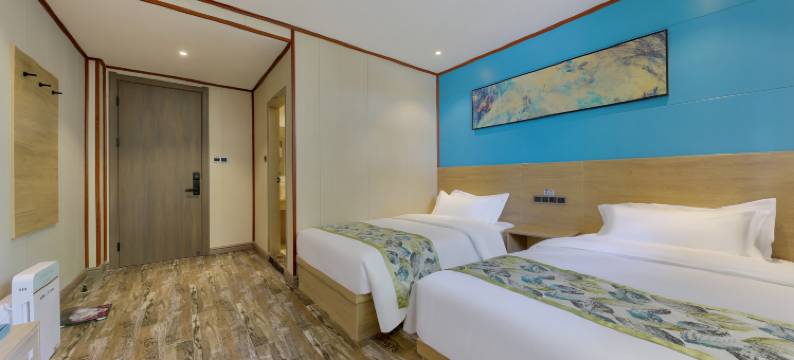 铂悦轻奢酒店(泰山路世纪华联店)图片