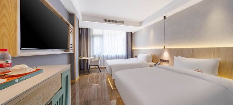 万悦国际智选酒店(义乌城西物流园区全球国际陆港电商城店)图片