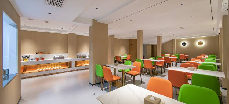 新龙智能酒店(龙岩万宝广场动车站店)图片