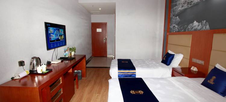 速8酒店(奎屯驿马巷美食街店)图片