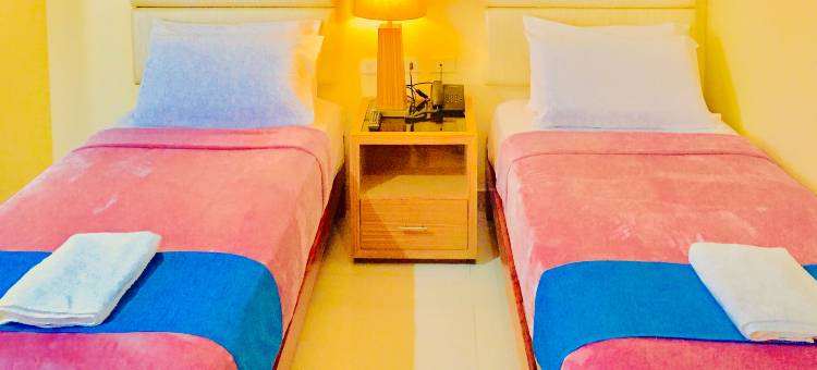 红门酒店Plus - ABC地标酒店(RedDoorz Plus @ ABC Landmark Hotel)图片