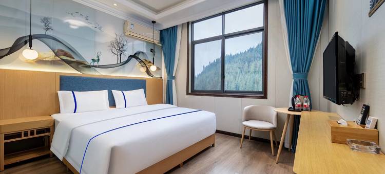 洪雅宏扬酒店(瓦屋山景区店)图片