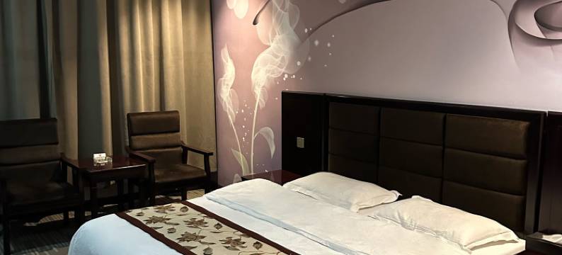 武汉东晟宾馆(百步亭花园现代城丹水池地铁站店)图片