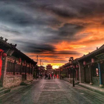 观雅酒店（大同古城墙华严寺店）