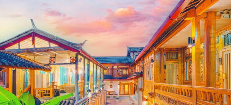 幽幽谷Sily·梵夕云岸Tutto Bene·|180°古城全景美宿图片