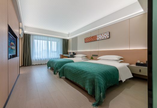 Chengdu Great Hotel (Panda Base) Hotel Overview