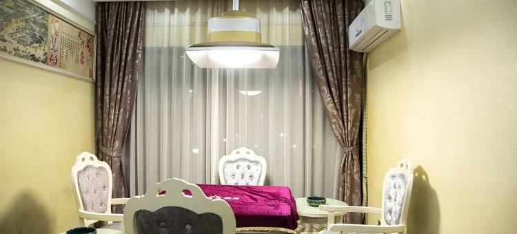 根据地商务酒店(湖北职业技术学院店)图片