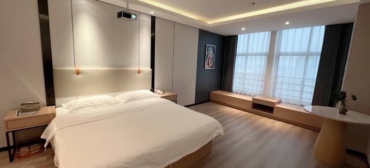 格林豪泰酒店(宜兴邮政大厦店)图片